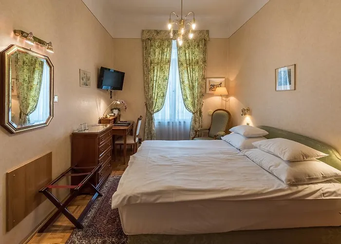 Hotel Arenberg Boutique Zentrum 4*